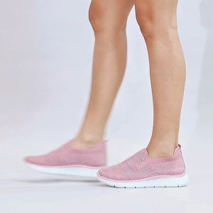 Dr. Kevin Sepatu Sport Sneaker Wanita Kets Sepatu Olah Raga 589-058