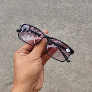 (TERSEDIA & COD) KACAMATA PRIA 2 IN 1 DUA FUNGSI JALAN DAN BACA BIFOKAL DOUBEL FOKUS LENSA HITAM GRADIEN KACAMATA BACA PRIA SUPER FOKUS/KACA MATA DUA FUNGSI JALAN DAN BACA BISA SAMBIL NONTON TV