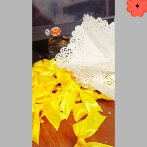 ( 1 PACK 250 PCS ) Alas TATAKAN KUE KERTAS DOILLIES DOILIES PAPER BULAT PUTIH GRADE KECIL BESAR