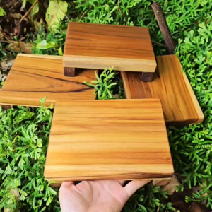 ที่วางของเอนกประสงค์ไม้สัก ขนาด15x20ซม. สูง5ซม. หนา2ซม.  แข็งแรง ทนทาน ทนทุกสภาพอากาศ ที่วางของ ไม้สัก ชั้นวาง ชั้นวางของ ที่วางของเอนกประสงค์