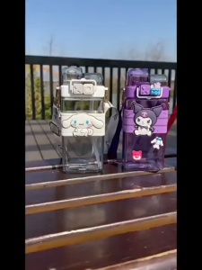 COD Sanrio Double Straw Cup kuromi Childrens cute water bottle with shoulder 520ML Sanrio cup