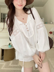 French Vacation Style V-Neck Hollow out Lace Shirt Womens Loose Slimming Versatile Top Summer 2024 Casual Loose Fit UV Protection