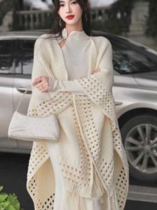 Yunnan Qinghai Tibet Travel Photography Cloak Fresh Artsy Style Fall and Winter Tassel Wild Shawl for Cheongsam Scarf