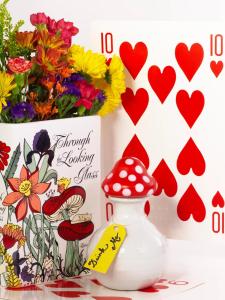 Alice in Wonderland Secret Garden Ceramic Book Vase Creative High-End Home Decorations Ornaments Gifts European Style Artistic Desktop Decor