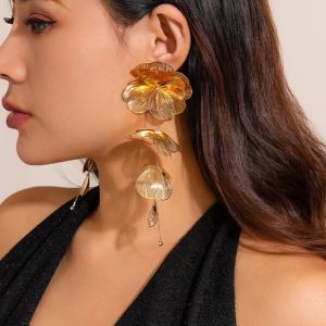 Exaggerated Gold Color Big Petal Flower Drop Earrings for Women Classic Metal Long Hanging Piercing Earrings Y2K Accessories New
