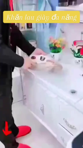 Khăn Giấy Lau Giày Siêu Sạch Hộp 30 Tờ Siêu Hot Không Hoá Chất Làm Hại Vải
