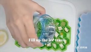 37 Cell Honeycomb Shape Ice Cube Molder Silicone Home Kitchen Drink Cooling Tool