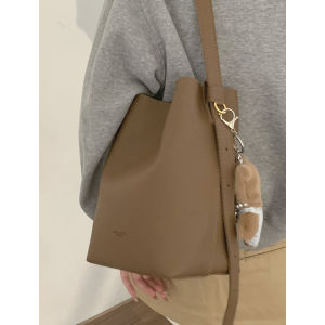 South Korea Niche Style Underarm Bag Female 2024 New Arrival Tide Retro Bucket Bag Minimalist Multi-Functional Messenger Bag Shoulder Bag