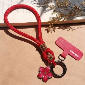 สร้อยคอโทรศัพท์แบบสั้นดีไซน์ศิลปะทำมือ ทนทาน สายรัดข้อมือกล้อง USB หัวเข็มขัด สายสะพายกระเป๋า เครื่องประดับแฟชั่น