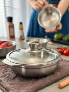 Thickened Childrens Rice Bowl Food Grade 304 Stainless Steel Heating Noodles Salad Bowl Steamed Rice Pot round Shape European Style Pure Color