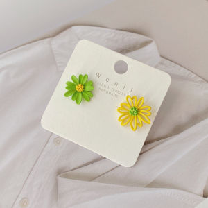 Sweet Daisy Earrings Fresh Floral Asymmetric Design 925 Silver Needle Daily Versatile Fashion Jewelry Womens Alloy Painted Craft