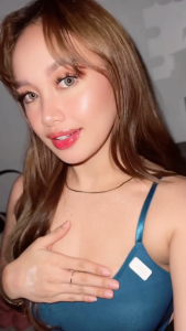 BUY 1 TAKE 1 Highlighter Contour Stick Glowing Watery Radiant Long Lasting Highlighter Stick Face Makeup Watery Radiant Face Enhancer Long-Lasting Moisture