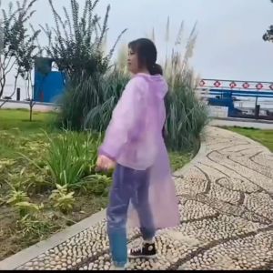 Jas Hujan Sekali Pakai Disposable Raincoat Mantel Hujan Kantong Kresek