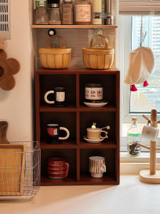 Wall-Mounted Cup Holder Coffee Corner Water Bar Cup Storage Rack Middle-Aged Cup Display Shelf Simple Design Kitchen Organizer