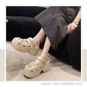 Zishop . จัดส่งไว รองเท้าแฟชั่นแบบสวม ทรงหัวโต พร้อมจิ๊บบิทติดรองเท้า เสริมส้นหนาม๊าก กันลื่นแน่น มีถึง 5 สีให้สาวๆเลือกซื้อ ไม่ตำพลาดมาก