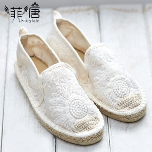 Spring and Summer Japanese Little Daisy Fisherman Shoes Womens Loafers Embroidered Lace Straw Flat Bottom Slip-on Canvas Casual Flats