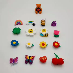 Jibbitz ตัวการ์ตูนติดรองเท้า (จิ๊บบิท)