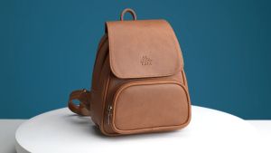 Balo Lata (Thời trang nữ tiện lợi cỡ trung - Balo da BAL41)