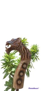 VARIASI PERSENELING HANDLE MOBIL UKIRAN KAYU MOTIF SINGA