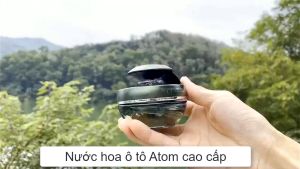 Nước hoa Atom đặt taplo cánh quạt xoay bằng năng lượng mặt trời tỏa mùi hương nội thất ô tô