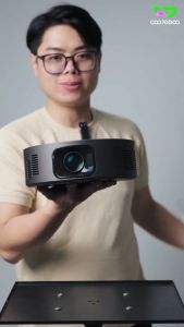 Máy chiếu phim 4K Androi GOOJODOQ 1080P 200ANSI Chiếu Siêu Nét，Xem Phim Giải Trí Dạy Học Văn Phòng Đa Năng- Bảo hành 1 năm
