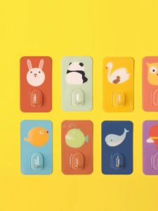 Combo 5 Móc Dán Tường Treo Đồ Dùng Chịu Lực Họa Tiết Hoạt Hình Dễ Thương GIGAHOME 984