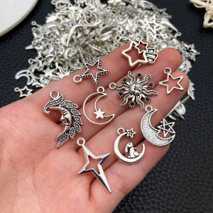 20/50/100 ชิ้น Mystical Celestial Charms สุ่มผสม Vintage Silver Stars Moons & Suns - เหมาะสําหรับ Witchy Jewelry & Boho DIYs