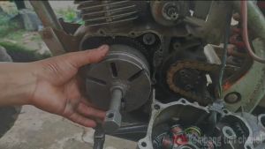 Treker Magnet Magnet Puller Untuk Motor Yamaha Treker Motor Matic MOTOR YAMAHA No. 9 Amtech Traker Magnet Puller #9 - Penarik Traker Magnet No.9