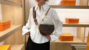 BJ58015 - KHAKI/LETTERKHAKI/LETTERBROWN TAS SLEMPANG SLINGBAG JINJING HANDBAG WANITA FASHION KOREA CHINA IMPORT MODIS ELEGAN TERMURAH TERLARIS TERBARU BAGSTORE JAKARTA TAS BATAM CR8015