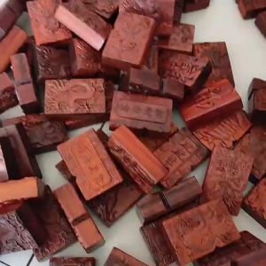 Bật lửa hộp quẹt Zippo bằng gỗ Quan Vũ