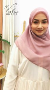 Hijab Segi Empat Paris Tasel Pita / Kerudung Paris Tasel / Jilbab S4 Termurah