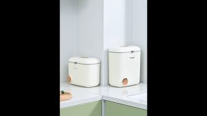 Kitchen Wall Mounted Trash Bin Trash Can Hanging Rubbish Bin with Lid Dustbin Garbage Recycling Bin