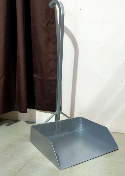 Vintage 12" Wide Continental Black Metal Dust Pan