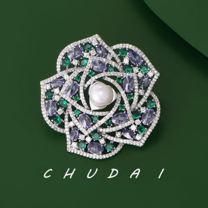 Elegant Purple Camellia Brooch High End Natural water Pearl Suit Accessory Bohemian Style Gold Plated Artificial Gemstone