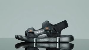 Fashion Mens Sandals: Two-Strap Outdoor Shoes - Breathable & Non-Slip Men's Sandals