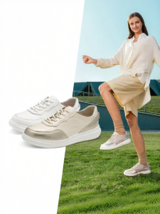 Versatile Lace-up Flat White Sneakers for Women