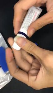 Compound Poles Rubbing Compon Penghilang Baret Body Mobil Motor Wax Coumpond