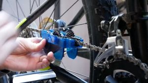 (SET) Degreaser 100ml Shampoo 100ml Chain Lube 60ml Chain Cleaning Brushes Sponge Bundle Kit Bike