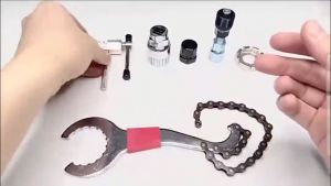 Smooth and Strong: Hard spindles with built-in bearing works very smoothly.Simple and Efficient: Solid nails keep your feet firmly touch the pedal. Big applied force areas improve long ride comfort and pedaling efficiency.310g per pair in weight and stro