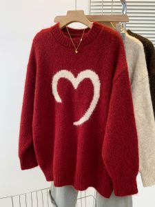 เสื้อสเวตเตอร์ถักทรงหัวใจสีแดงขนาดใหญ่สำหรับผู้หญิง เสื้อคอกลมแขนยาวทรงหลวมสบาย ๆ สไตล์เกาหลี