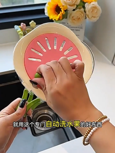 【SG Stock】 Foldable handle drain basket/household fruit basket | 2-in-1 kitchen sink drain basket/fruit storage basket