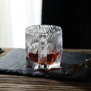 Japanese Style Whiskey Cup For Home Niche Style Rock Design Beer Steins Frosted Carved Glass Cup Retro Wine Glass