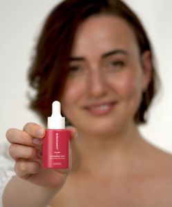 FRUITANICS Lychee & Hyaluronic Acid เซรั่ม ลิ้นจี่ เเละ ฮยาลูโรนิกแอซิด ขนาด 30 ml. บำรุงผิวหน้า ชุ่มชื่น อิ่มน้ำ ทุกสภาพผิว