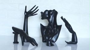 Holder Display Perhiasan Cincin Model Tangan Manekin Untuk Alat Peraga Toko Emas Perak Permata Berlian Perak Diamond