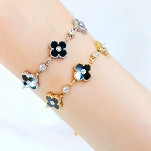 Gelang Serut Clover Mata Tengah GLT-453