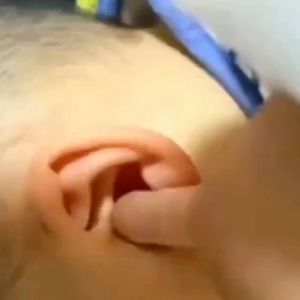 (pin sạc ) Bộ lấy ráy tai  lấy mũi 8 món có đèn led xài pin sạc chất lương - chăm sóc tai  cho bé yêu - ray tai co den -