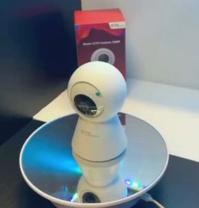 ทรูลิฟวิ่งเทค กล้องวงจรปิดอัจฉริยะ แถมเมมเมอรี่การ์ดฟรี ความละเอียด1080P  มีระบบจัดเก็บข้อมูลแบบCloud สินค้ามีรับประกัน จัดส่งฟรี ส่งไ