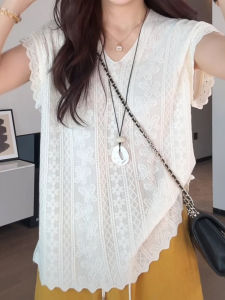 Shalldoer | V-Neck Lace Butterfly Stitch Knit Top