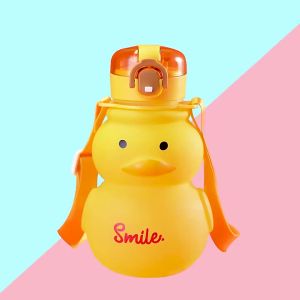 650ml Cute Water Bottle for Girls with Straw Portable Childrens Kawaii Duck Kettle Summer Large Capacity Plastic Drinking Cup