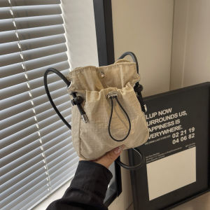 Casual Bag Womens 2024 New Arrival Summer Crossbody Bag Fashion Super Hot Shoulder Bag All-Matching Drawstring Mobile Phone Bag